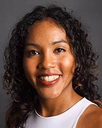 Souci Louis headshot