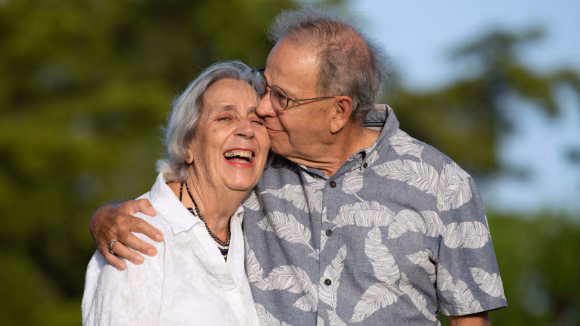 SuicidePrev_img-04 elderly man and woman embracing